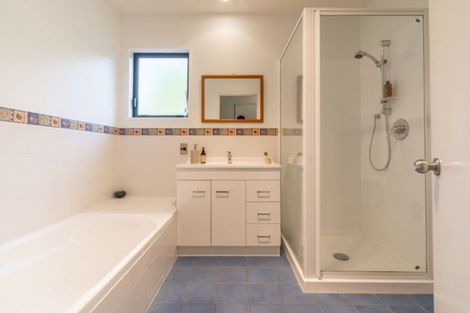 Photo of property in 7 Semaphore Close, Mount Pleasant, Christchurch, 8081