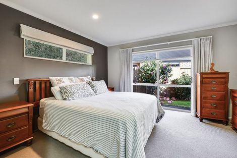 Photo of property in 12 Everton Place, Grandview Heights, Hamilton, 3200