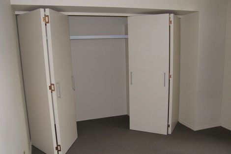 Photo of property in Construction House, 53/80 Kent Terrace, Mount Victoria, Wellington, 6011