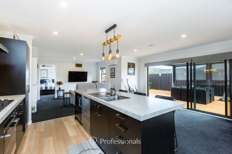 Photo of property in 34 Filmer Crescent, Wallaceville, Upper Hutt, 5018