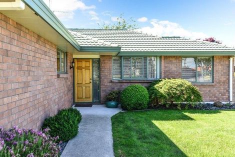 Photo of property in 10 Dorchester Place, Nawton, Hamilton, 3200