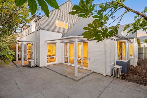 Photo of property in 1/125 Clyde Road, Ilam, Christchurch, 8041