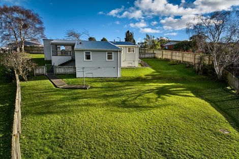 Photo of property in 26 Aniseed Grove, Timberlea, Upper Hutt, 5018