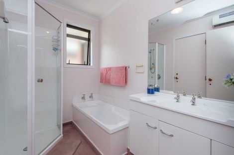 Photo of property in 21 Covent Drive, Stoke, Nelson, 7011