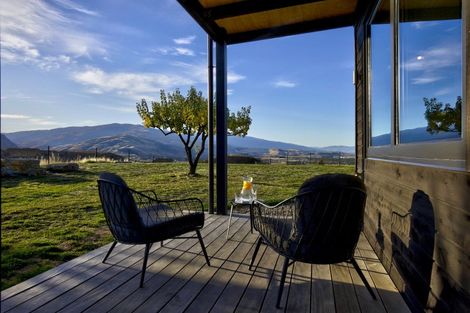 Photo of property in 112 Hall Road, Bannockburn, Cromwell, 9384