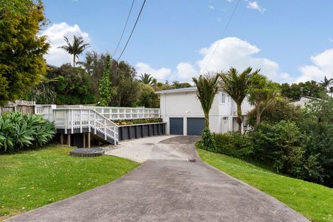 Photo of property in 29 Hebron Road, Waiake, Auckland, 0630