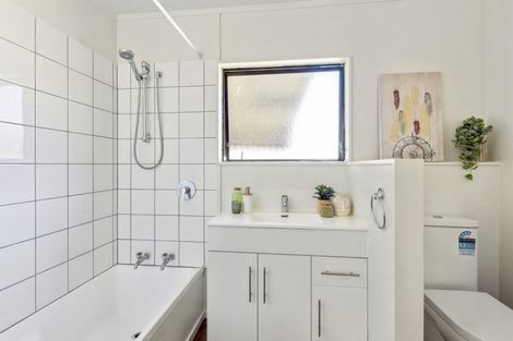 Photo of property in 16a Pukeko Street, Paraparaumu, 5032