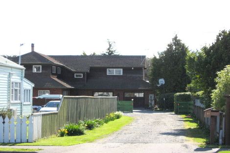 Photo of property in 10 High Street, Bulls, 4818