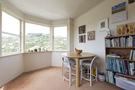 Photo of property in 103 Churchill Drive, Crofton Downs, Wellington, 6035