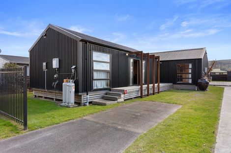 Photo of property in 104b Aickin Road, Whangamata, 3620
