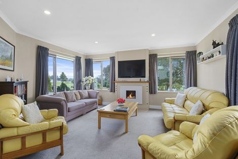 Photo of property in 12 Cherry Lane, Martinborough, 5711