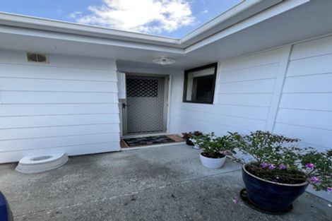 Photo of property in 4 Dove Place, Westbrook, Palmerston North, 4412