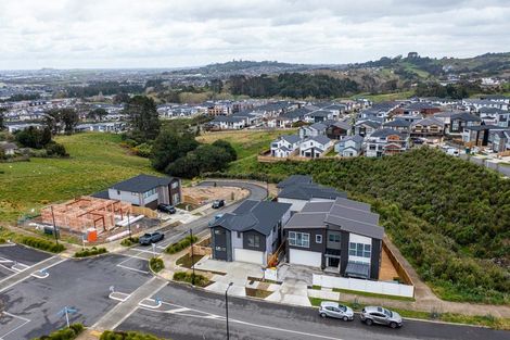 Photo of property in 1 Verdant View Avenue, Flat Bush, Auckland, 2019