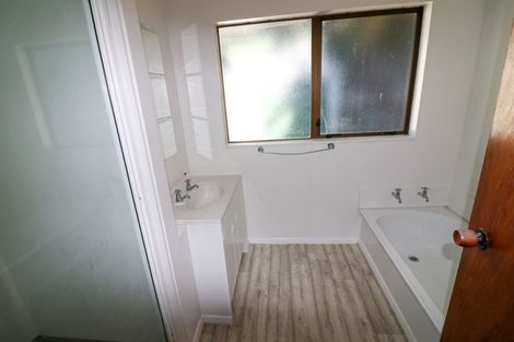 Photo of property in 11 Ruahine Street, Dannevirke, 4930