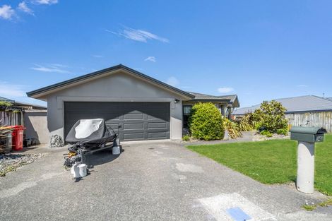 Photo of property in 75 Parnell Heights, Kelvin Grove, Palmerston North, 4414