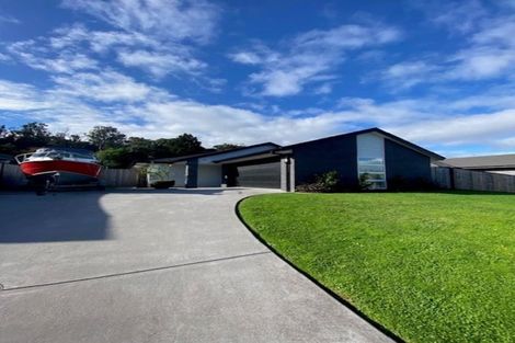 Photo of property in 11 Sycamore Drive, Te Kamo, Whangarei, 0112