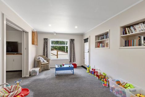 Photo of property in 12 Wilfred Street, Tawa, Wellington, 5028