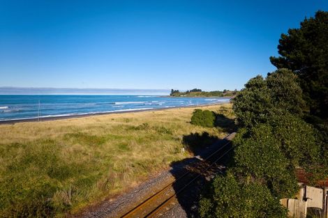 Photo of property in 1404 State Highway 1, Mangamaunu, Kaikoura, 7371