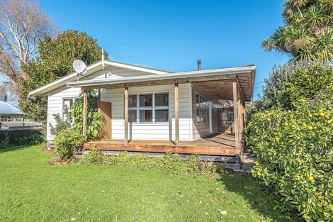 Photo of property in 1 Buxton Road, Westmere, Whanganui, 4501