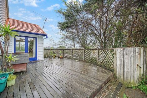 Photo of property in 67 Rangeview Road, Sunnyvale, Auckland, 0612