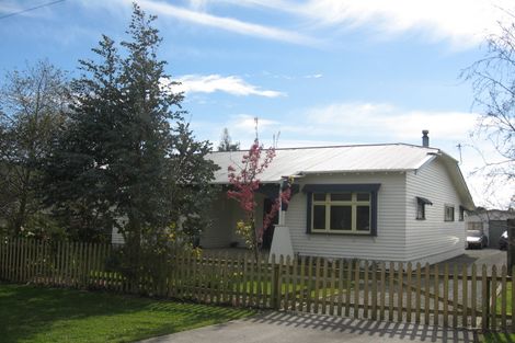 Photo of property in 8 Tawa Street, Tokomaru, Palmerston North, 4474