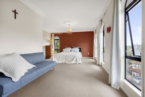 Photo of property in 11 Homewood Place, Chatswood, Auckland, 0626