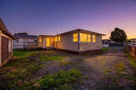 Photo of property in 27 President Avenue, Papakura, 2110