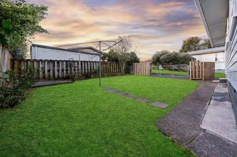 Photo of property in 32 Price Crescent, Mount Wellington, Auckland, 1060