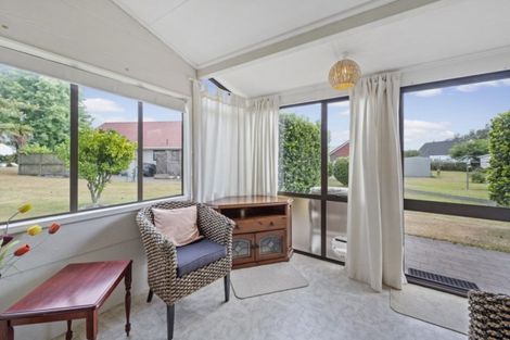 Photo of property in 26 Kingfisher Way, Te Kowhai, Hamilton, 3288