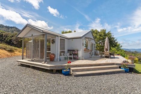 Photo of property in 288 Bellville Drive, Coromandel, 3506