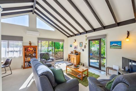 Photo of property in 32a Belvedere Avenue, Waikanae, 5036