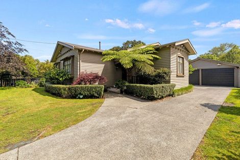 Photo of property in 26 Wanganui Road, Marton, 4710