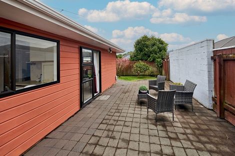 Photo of property in 27a Guthrie Street, Waterloo, Lower Hutt, 5011