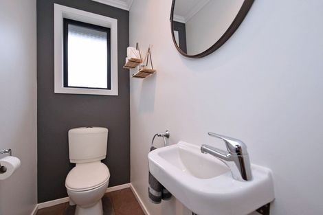 Photo of property in 36 Robert Street, Otatara, Invercargill, 9879