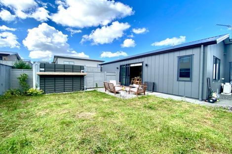 Photo of property in 9 Seafoam Road, Rosehill, Papakura, 2113