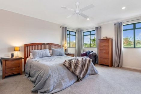 Photo of property in 39 Regency Park Drive, Gulf Harbour, Whangaparaoa, 0930