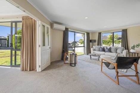 Photo of property in 18 Great West Road, Matipo Heights, Rotorua, 3015