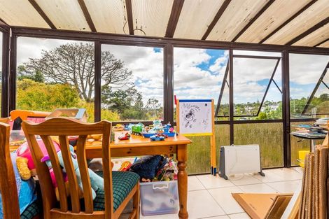 Photo of property in 329 Don Buck Road, Massey, Auckland, 0614