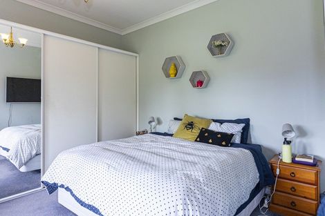 Photo of property in 16 Raymond Street, West End, Timaru, 7910