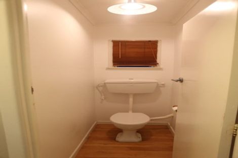 Photo of property in 3/16 Fowler Street, Northcote, Auckland, 0627