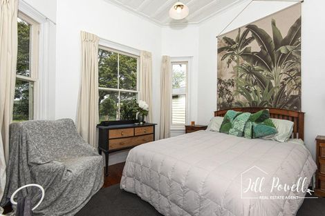 Photo of property in 32 Franklin Road, Paparoa, 0571