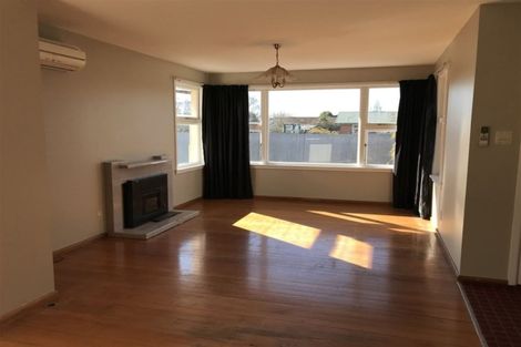 Photo of property in 745 Main North Road, Belfast, Christchurch, 8051