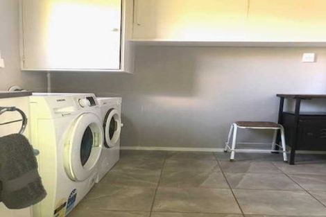 Photo of property in 146 Queen Street, Pukekohe, 2120