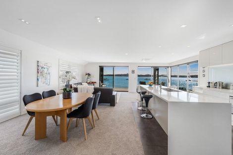Photo of property in 8 The Parade, Bucklands Beach, Auckland, 2012