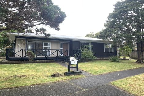 Photo of property in 33 Larchmont Grove, Totara Park, Upper Hutt, 5018