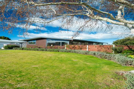 Photo of property in 1020 Aberdeen Road, Te Hapara, Gisborne, 4010