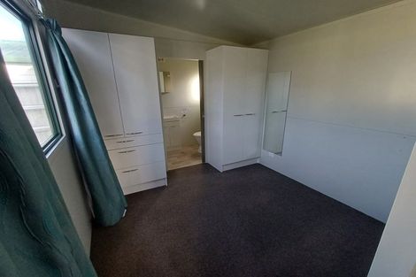 Photo of property in 28 Russell Road, Fairy Springs, Rotorua, 3015