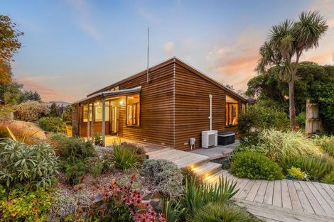 Photo of property in 48 Matai Road, Raumati South, Paraparaumu, 5032