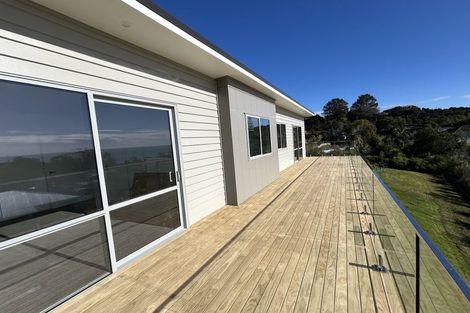 Photo of property in 10 Morey Road, Cable Bay, 0420