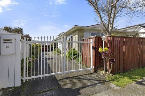 Photo of property in 27 Saint Columbans Grove, Boulcott, Lower Hutt, 5010